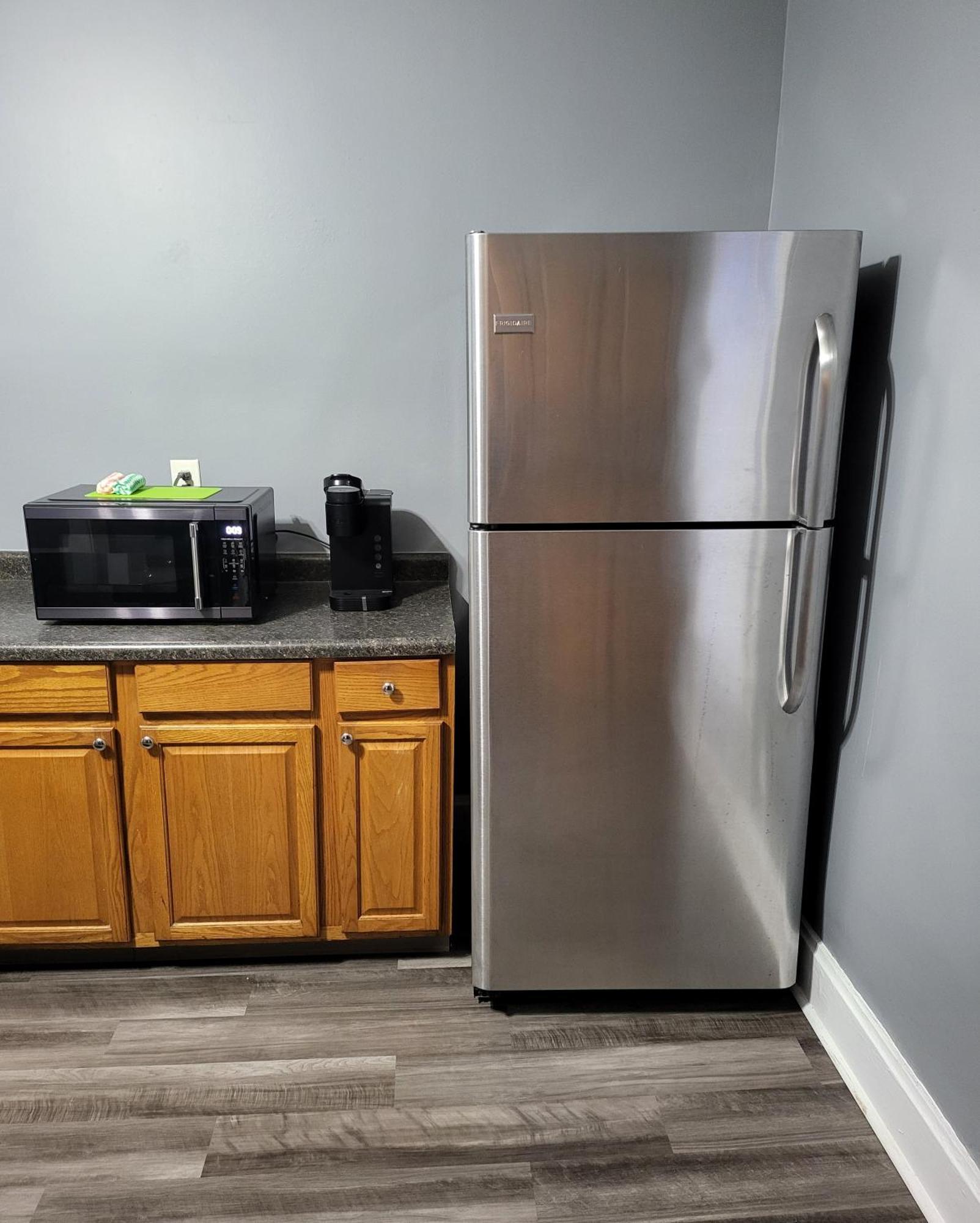 Guest Room With Two Double Beds In Columbus Oh, Airport Location Εξωτερικό φωτογραφία